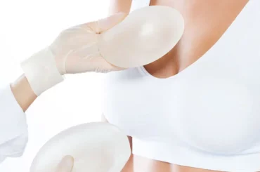 Brustvergroesserung Silikonbrust Brusimplantate